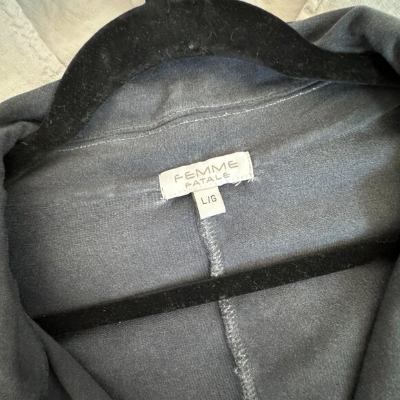 Femme Fatale Washed Grey Knit Blazer - Size L - Picture 2 of 8